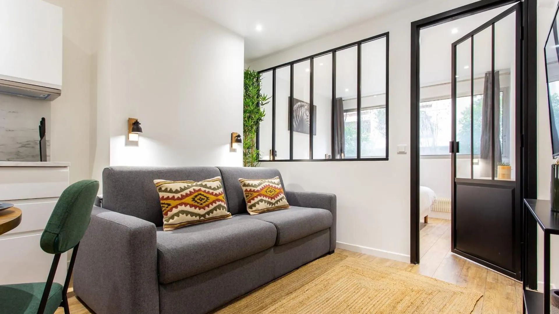 Apartment Residence Cottages - Sacre Coeur Paris